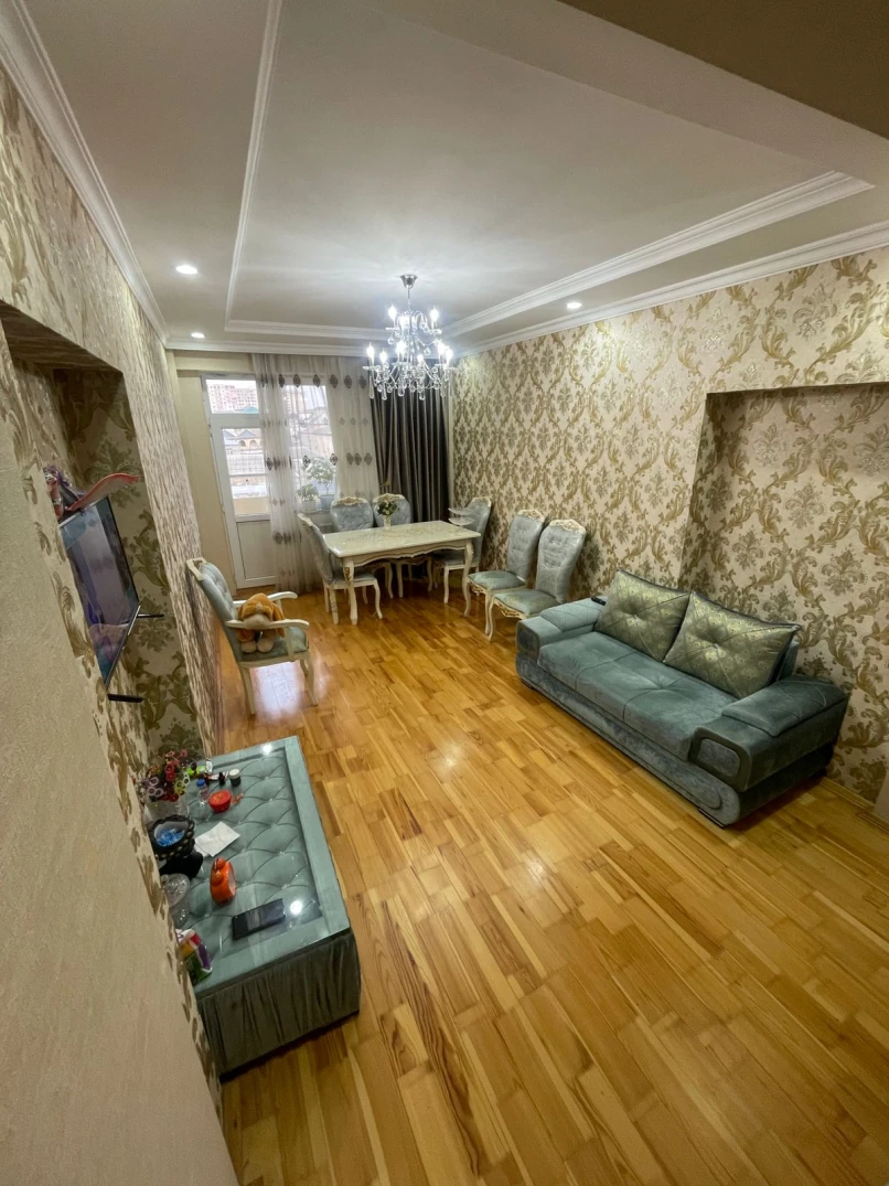 Satılır yeni tikili 3 otaqlı 108 m², İnşaatçılar m.-1