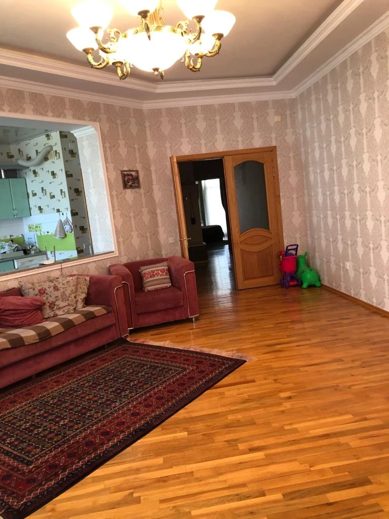 Satılır yeni tikili 3 otaqlı 135 m², Nərimanov r.-1