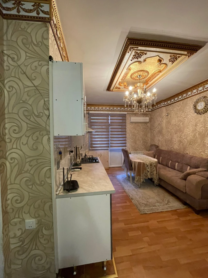 Satılır yeni tikili 2 otaqlı 50 m², İnşaatçılar m.-1