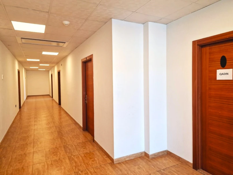 İcarə ofis 6 otaqlı 300 m², Xətai r.-1