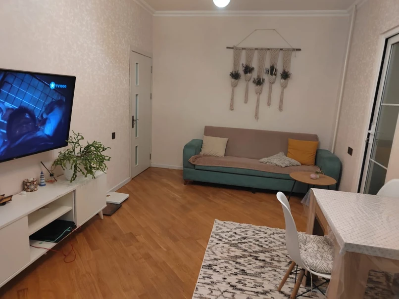 Satılır köhnə tikili 2 otaqlı 40 m², Azadlıq Prospekti m.-1