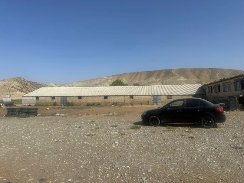 Satılır obyekt 460 m², Göyçay-1 Satılır obyekt 460 m², Göyçay-1