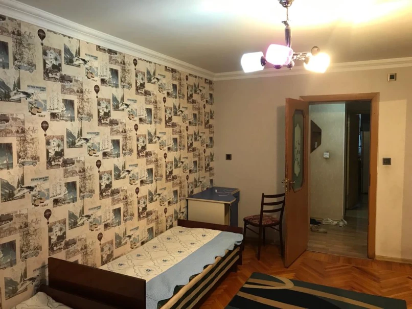 İcarə köhnə tikili 3 otaqlı 75 m², İnşaatçılar m.-1