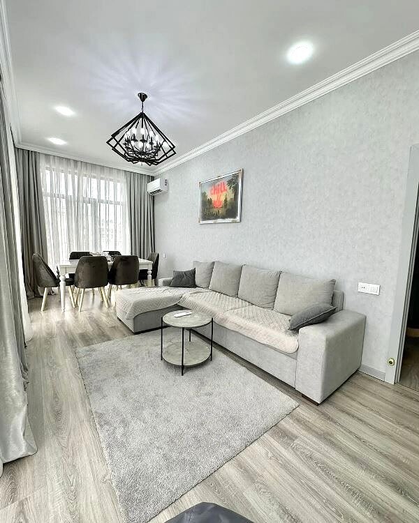 İcarə yeni tikili 2 otaqlı 74 m²,  Gənclik m.-1