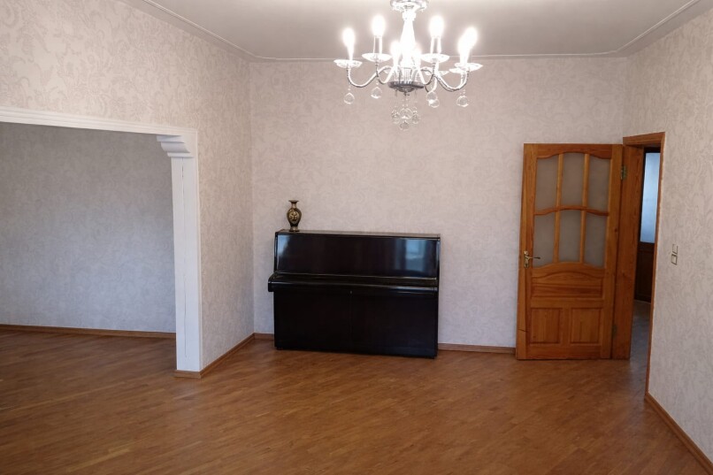 İcarə köhnə tikili 5 otaqlı 125 m²,  İnşaatçılar m.-1