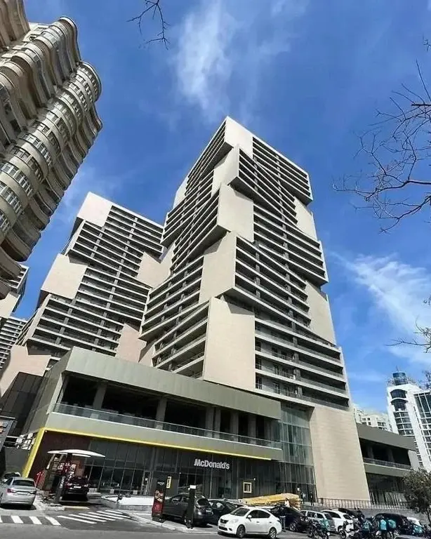 İcarə yeni tikili 2 otaqlı 104 m²,  8 Noyabr m.-1