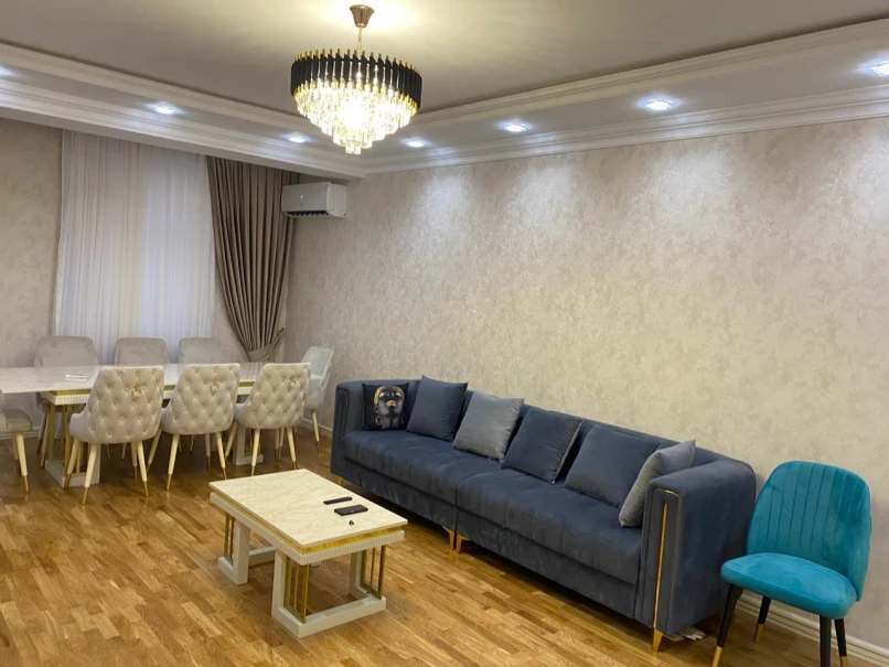 Satılır yeni tikili 3 otaqlı 75 m²,  8 Noyabr m.-1