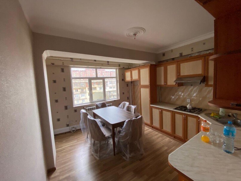 Satılır yeni tikili 2 otaqlı 55 m²,  İnşaatçılar m.-1