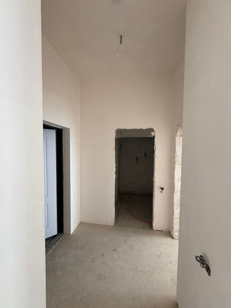 Satılır yeni tikili 2 otaqlı 50 m²,  İnşaatçılar m.-1