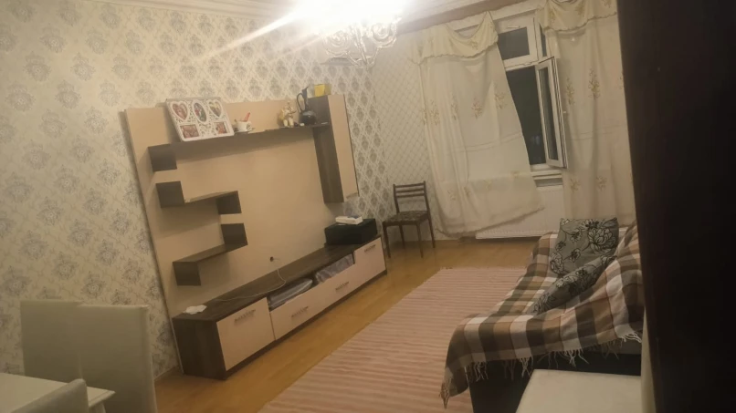 Satılır köhnə tikili 3 otaqlı 65 m²,  Qaraçuxur-1