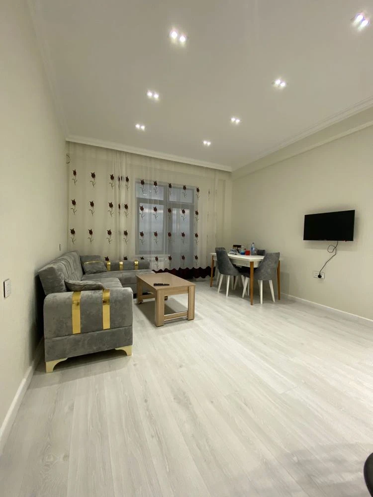 İcarə yeni tikili 2 otaqlı 65 m², Dərnəgül m.-1