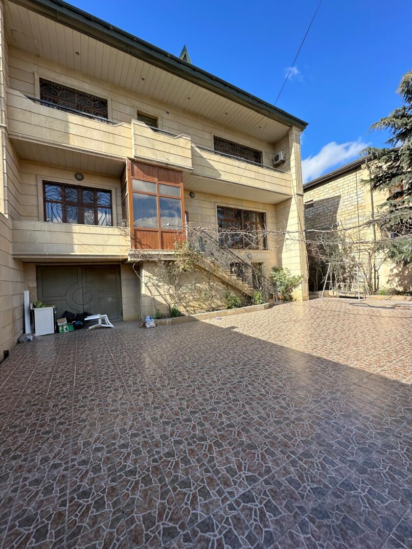 İcarə ev/villa 8 otaqlı 305 m²,  Biləcəri-1