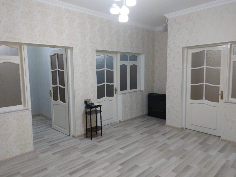 Satılır ev/villa 3 otaqlı 60 m²,  İnşaatçılar m.-1