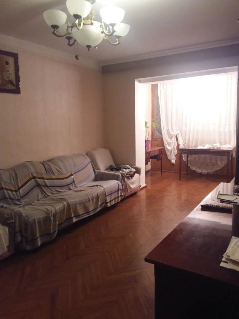 Satılır köhnə tikili 3 otaqlı 75 m², Yasamal r.-1 Satılır köhnə tikili 3 otaqlı 75 m², Yasamal r.-1