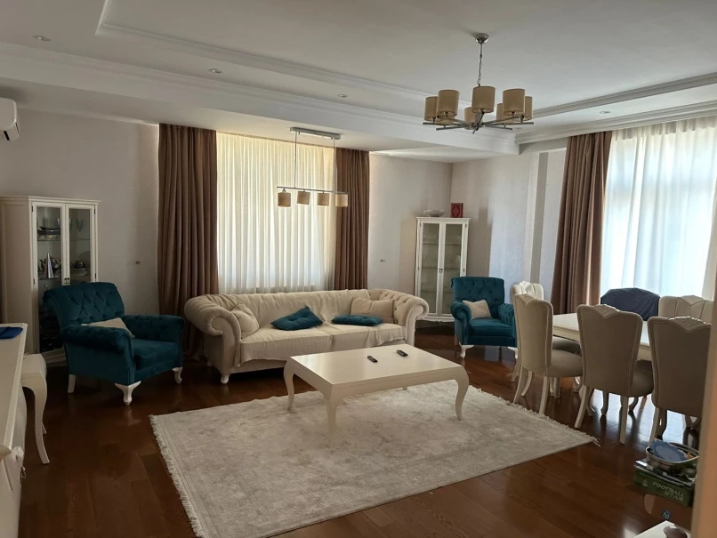 İcarə yeni tikili 3 otaqlı 138 m², Nəriman Nərimanov m.-1 İcarə yeni tikili 3 otaqlı 138 m², Nəriman Nərimanov m.-1
