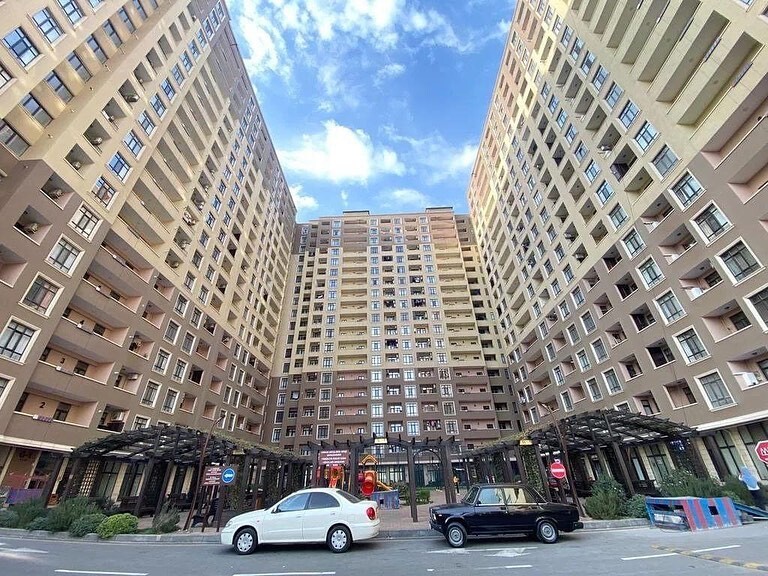 İcarə yeni tikili 2 otaqlı 66 m²,  İnşaatçılar m.-1