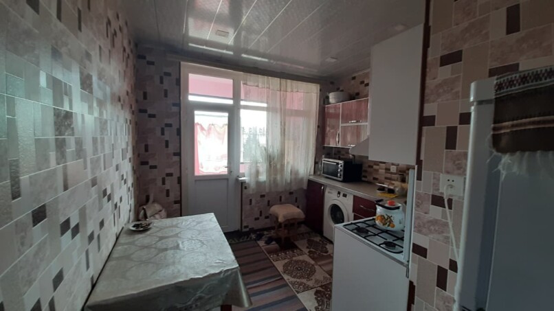 Satılır köhnə tikili 5 otaqlı 110 m²,  Bakıxanov-1