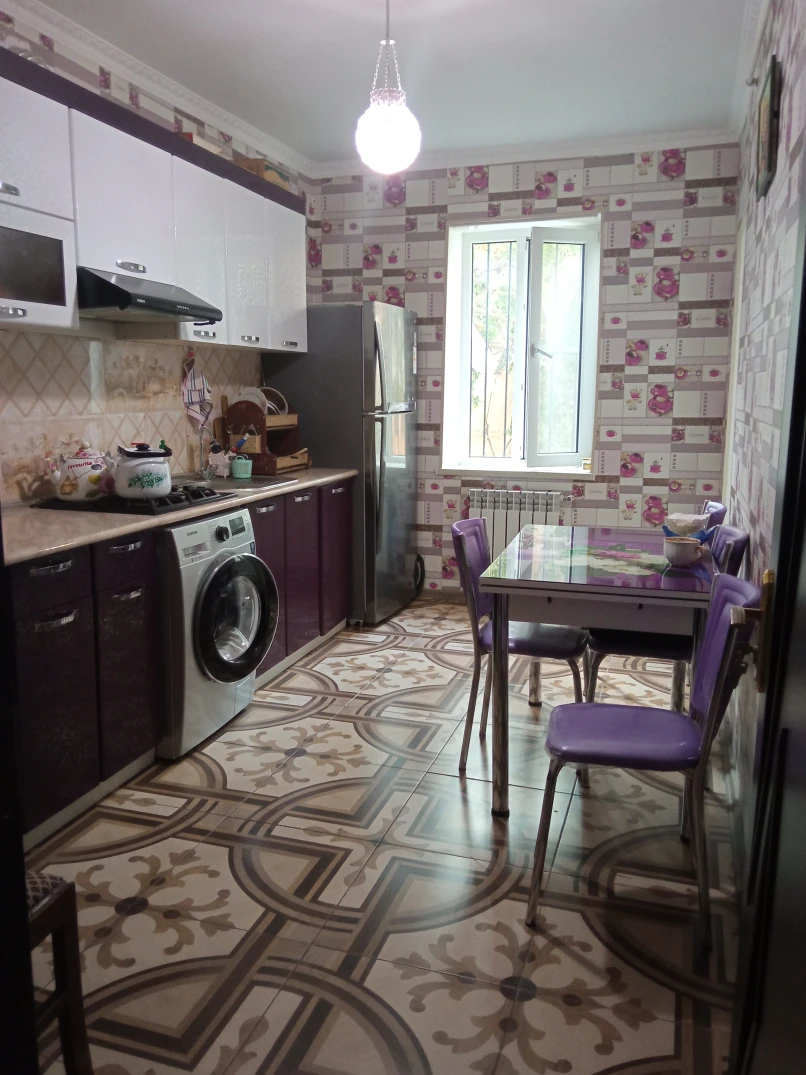 Satılır köhnə tikili 3 otaqlı 66 m², Bakıxanov q.-1 Satılır köhnə tikili 3 otaqlı 66 m², Bakıxanov q.-1