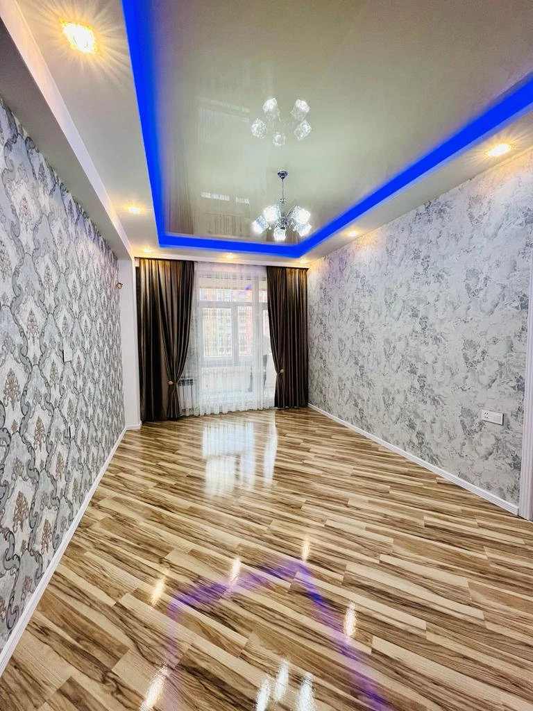 Satılır yeni tikili 2 otaqlı 70 m², Qara Qarayev m.-1