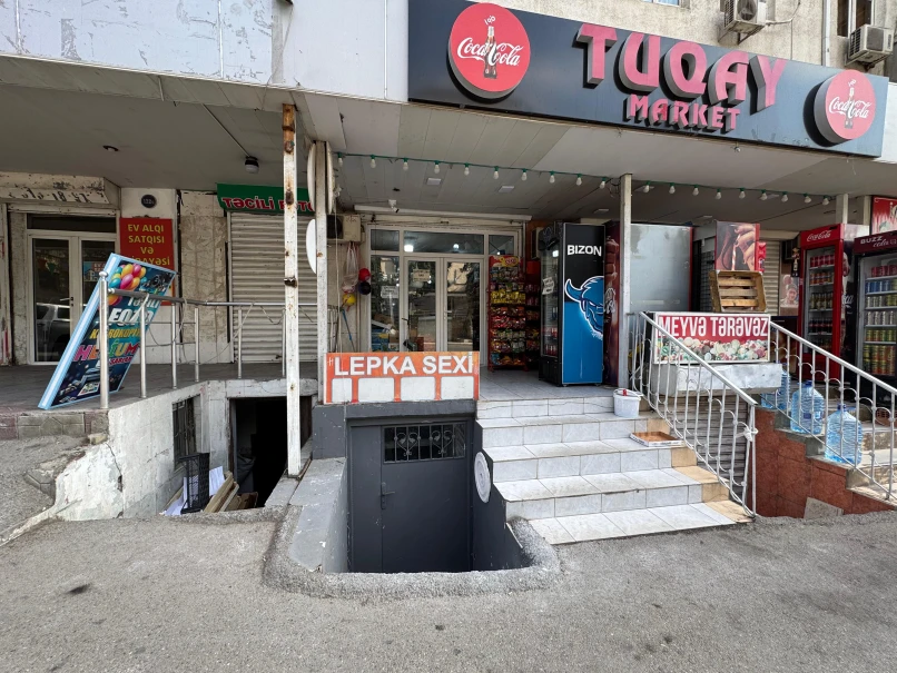 Satılır obyekt 74 m²,  Memar Əcəmi m.-1