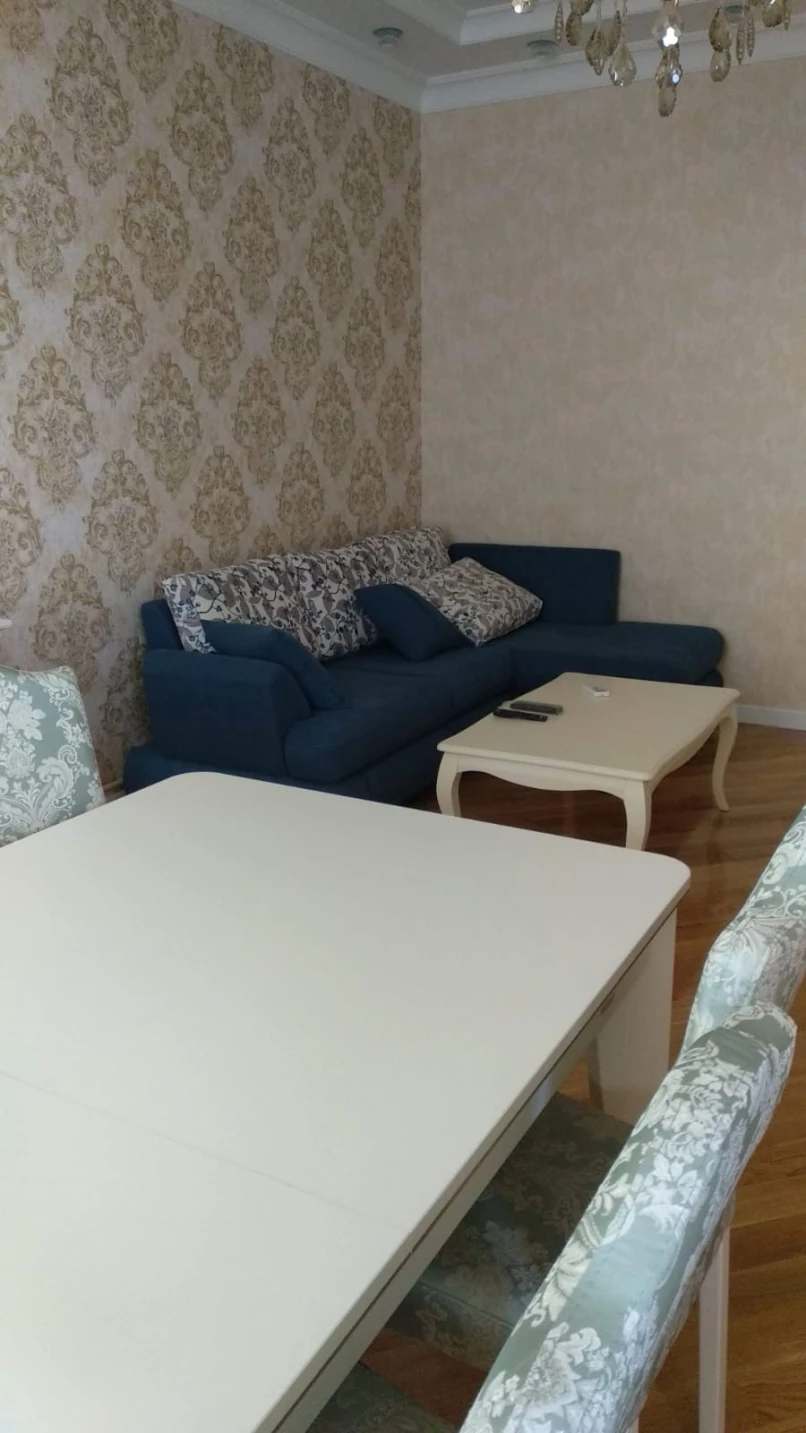 İcarə yeni tikili 2 otaqlı 80 m²,  Xətai-1