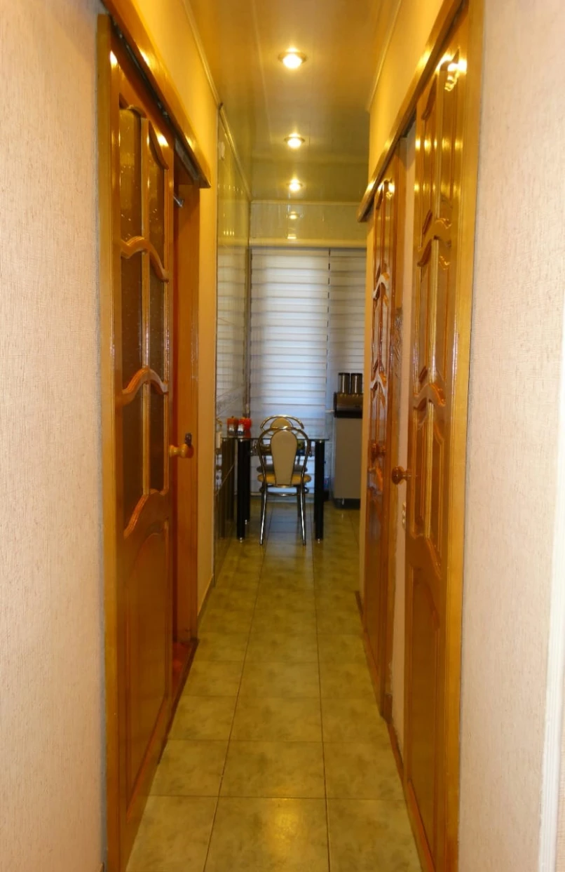 İcarə köhnə tikili 3 otaqlı 91 m², Elmlər Akademiyası m.-1