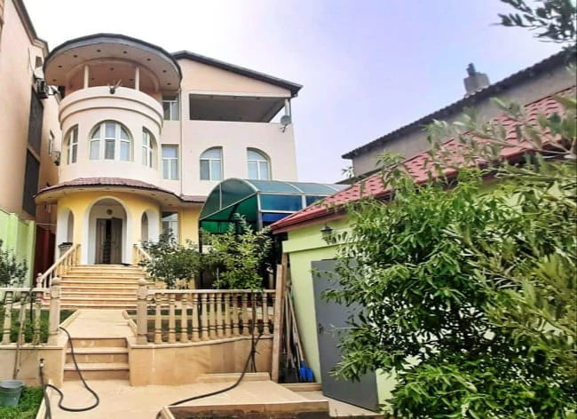 Satılır ev/villa 7 otaqlı 400 m², İçəri Şəhər m.-1