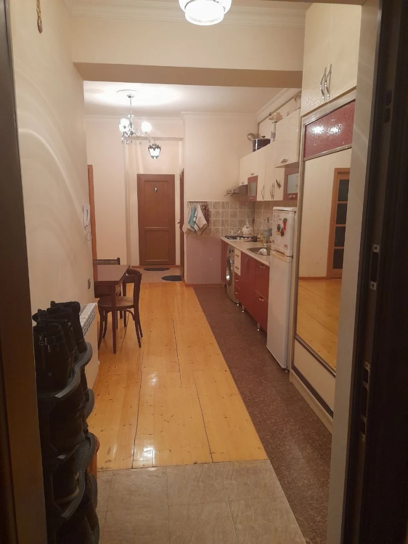 Satılır yeni tikili 4 otaqlı 106.5 m², İnşaatçılar m.-1