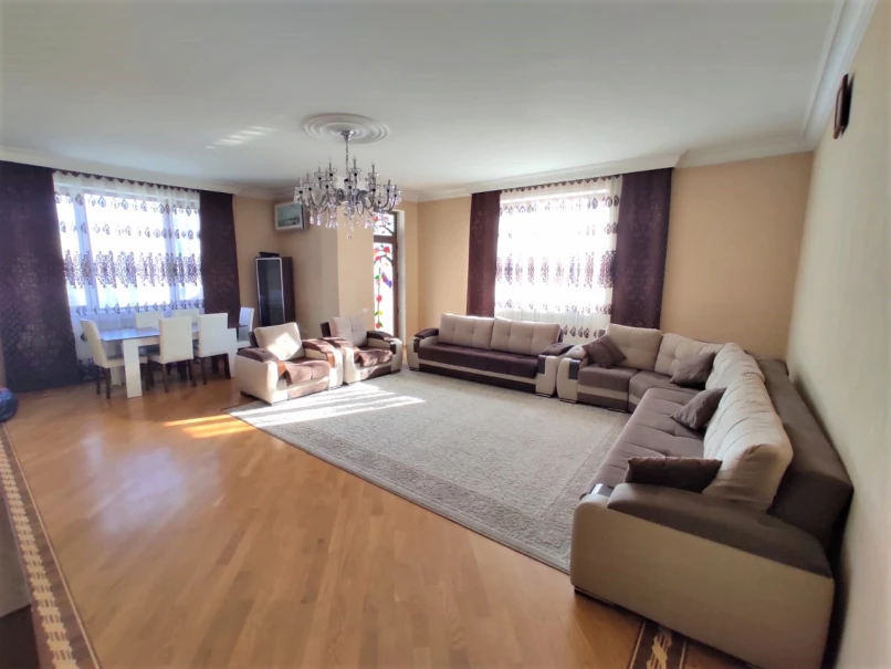 İcarə yeni tikili 4 otaqlı 200 m², Şah İsmayıl Xətai m.-1 İcarə yeni tikili 4 otaqlı 200 m², Şah İsmayıl Xətai m.-1