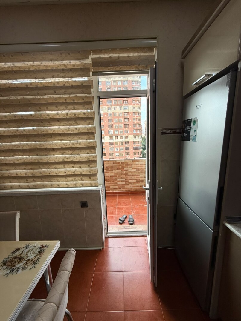 İcarə yeni tikili 3 otaqlı 125 m²,  Nizami m.-1