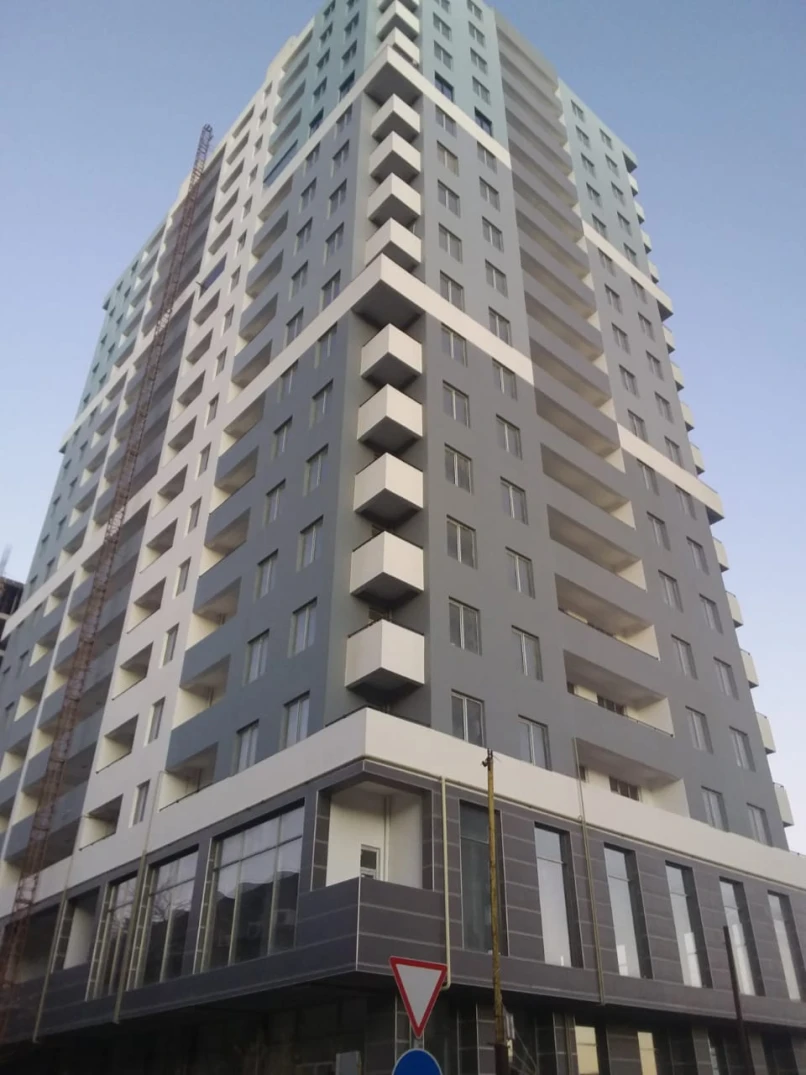 Satılır yeni tikili 3 otaqlı 92 m², Badamdar q.-1