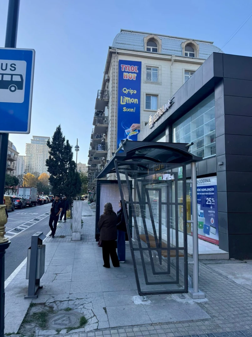 Satılır obyekt 110 m², Şah İsmayıl Xətai m.-1 Satılır obyekt 110 m², Şah İsmayıl Xətai m.-1