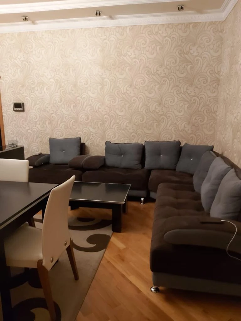 Satılır yeni tikili 3 otaqlı 125 m², Yasamal r.-1