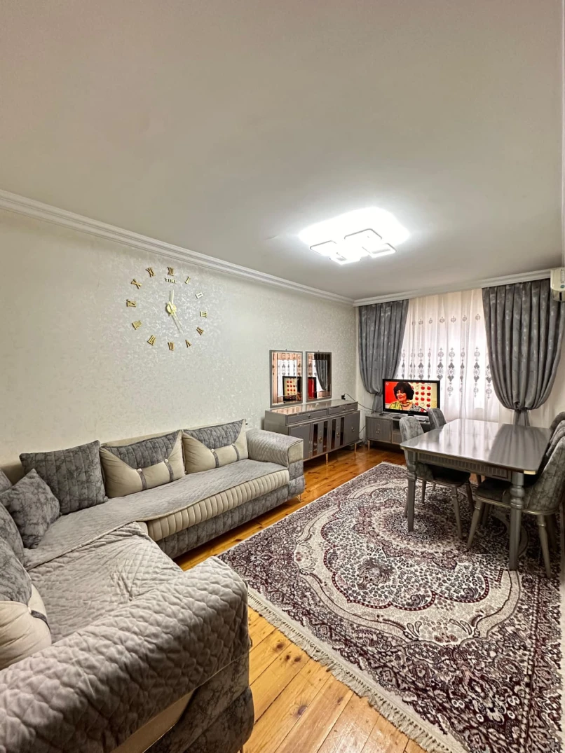 Satılır köhnə tikili 3 otaqlı 70 m², Qaraçuxur q.-1