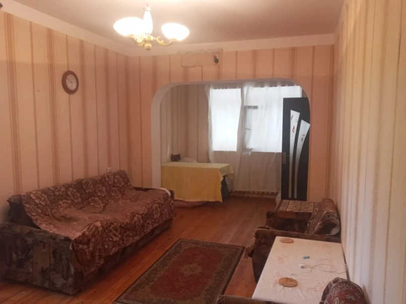 Satılır köhnə tikili 3 otaqlı 50 m², Yeni Yasamal q.-1