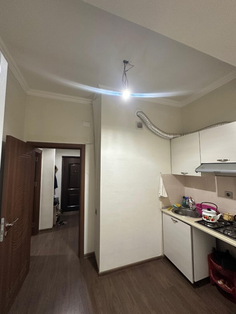 Satılır yeni tikili 1 otaqlı 40 m²,  İnşaatçılar m.-1