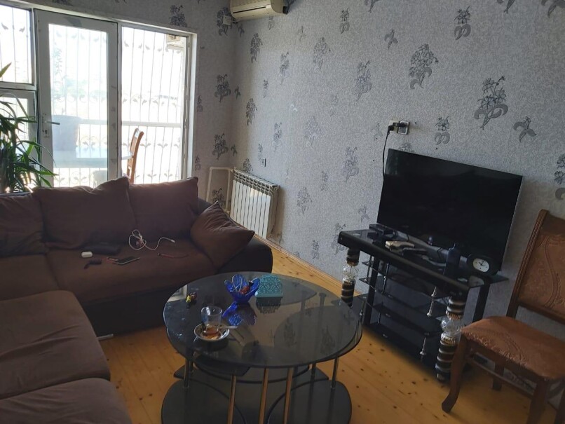 Satılır köhnə tikili 4 otaqlı 100 m²,  Yeni Günəşli-1