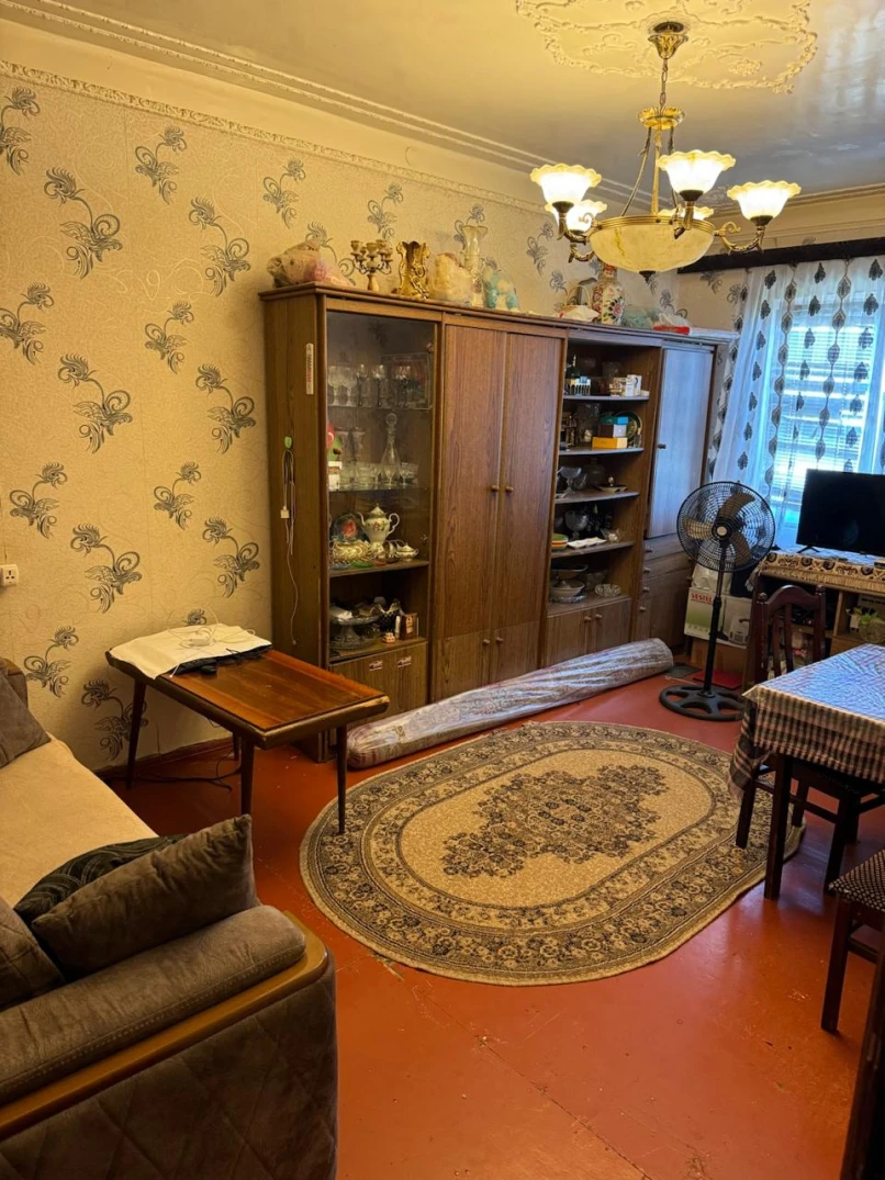 Satılır köhnə tikili 2 otaqlı 60 m², İnşaatçılar m.-1