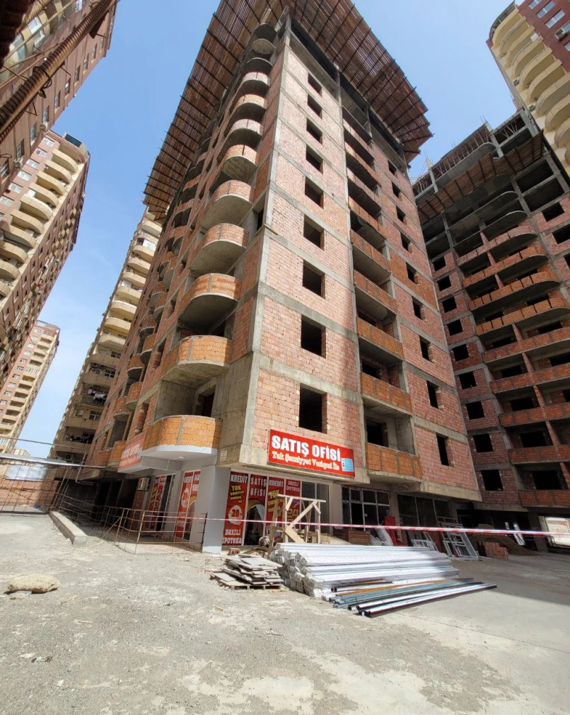 Satılır yeni tikili 2 otaqlı 76 m², İnşaatçılar m.-1