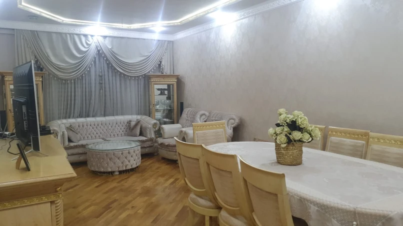 Satılır yeni tikili 3 otaqlı 147 m², Yeni Yasamal q.-1