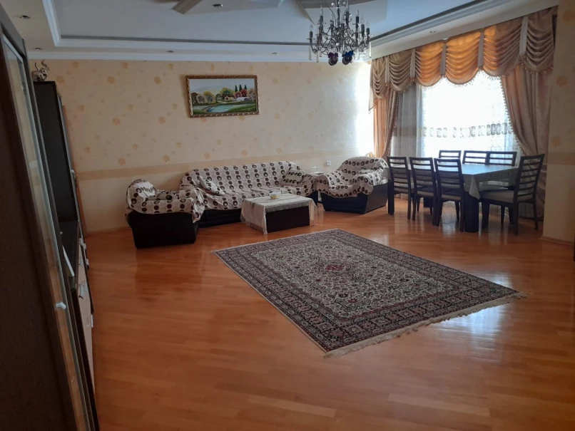 Satılır yeni tikili 3 otaqlı 145 m², Yeni Yasamal q.-1