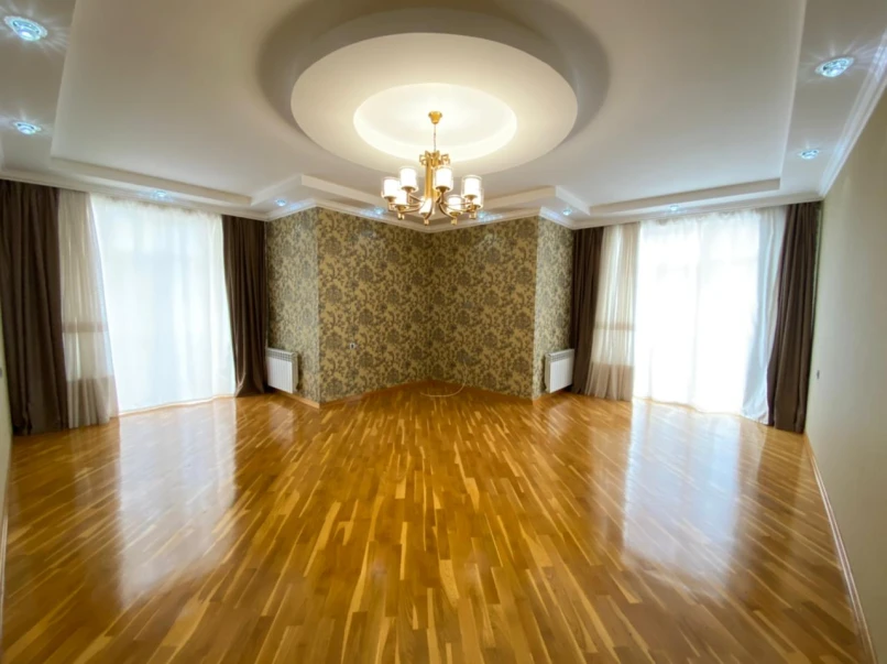 Satılır yeni tikili 4 otaqlı 145 m², Yasamal r.-1