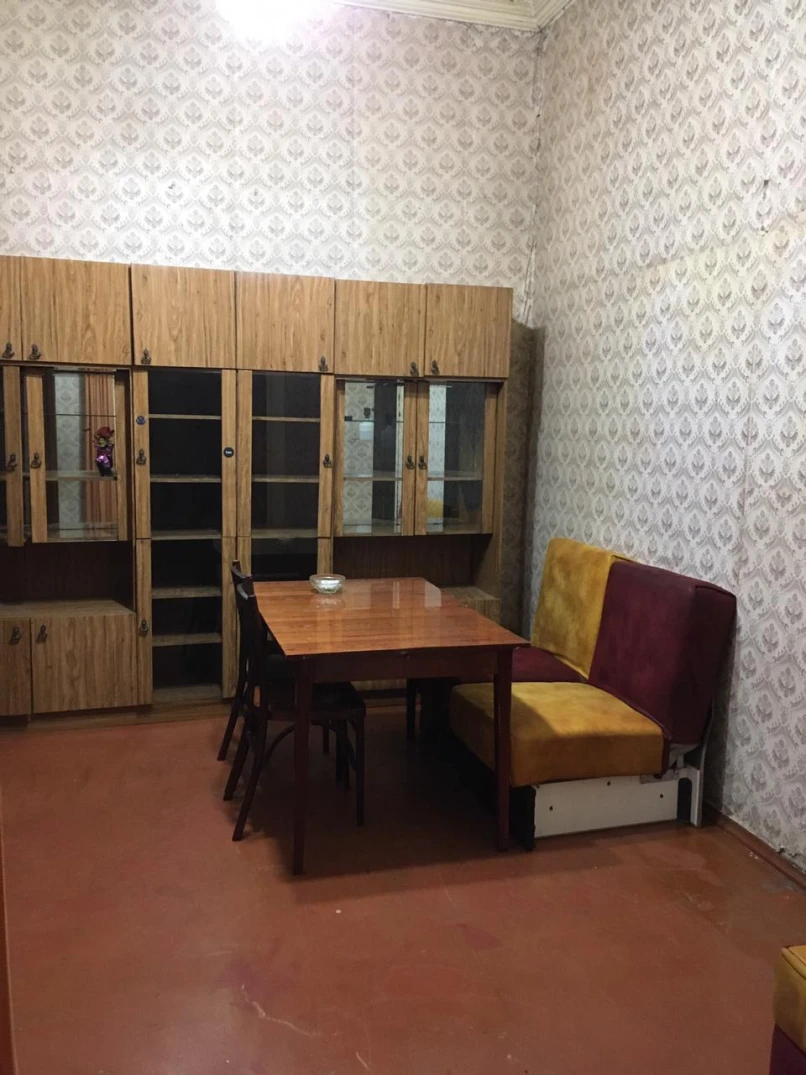 Satılır köhnə tikili 2 otaqlı 37 m²,  28 May m.-1