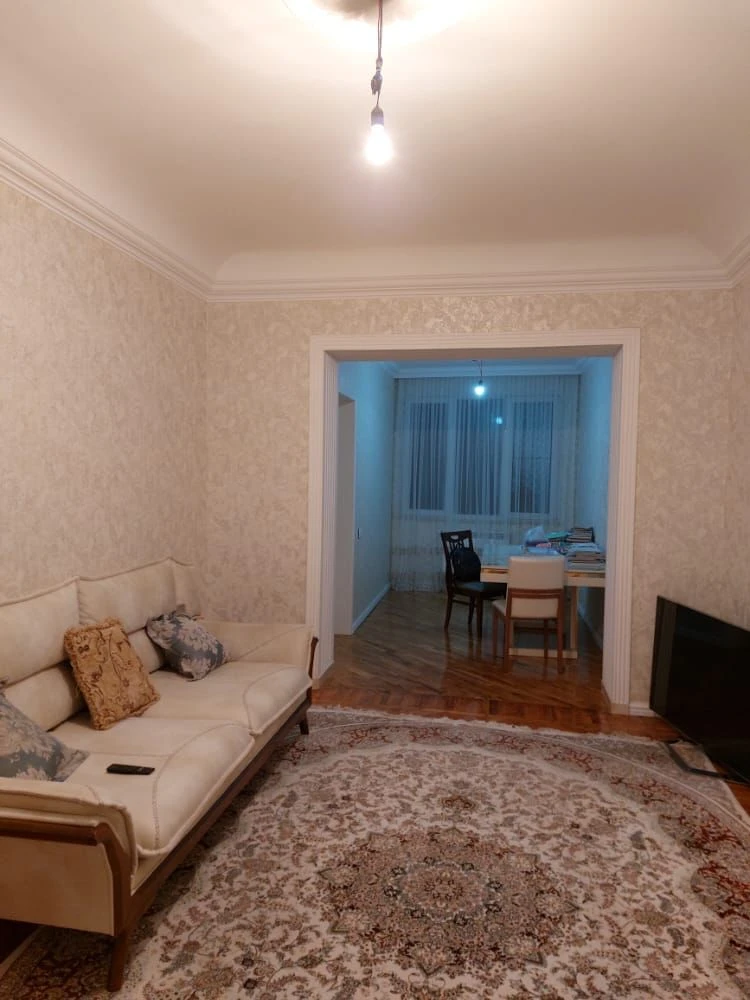 Satılır köhnə tikili 3 otaqlı 89 m², Nəriman Nərimanov m.-1