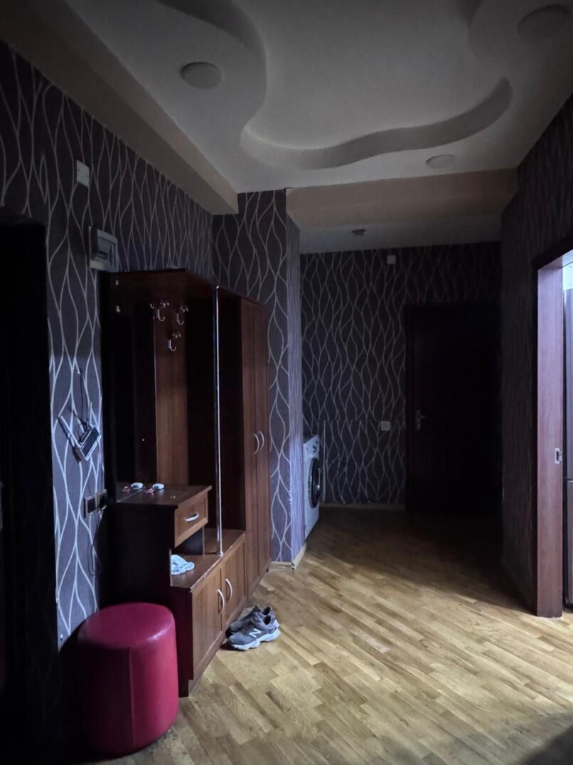 İcarə yeni tikili 3 otaqlı 96 m²,  İnşaatçılar m.-1