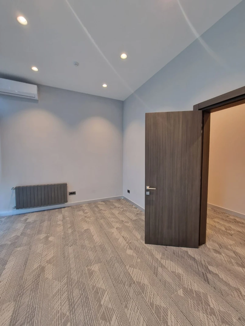 İcarə ofis 3 otaqlı 120 m², Nərimanov r.-1