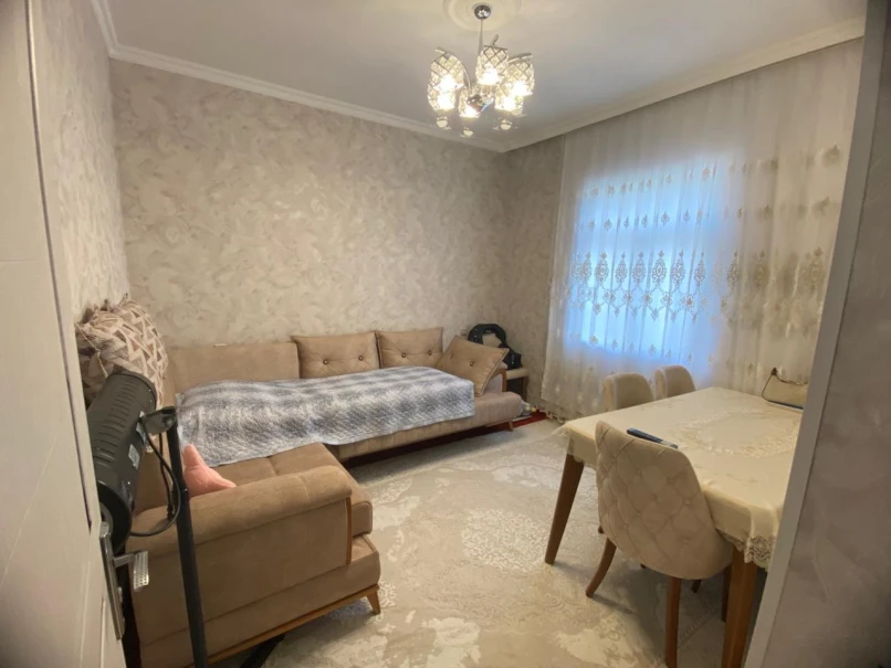 Satılır ev/villa 2 otaqlı 80 m²,  İnşaatçılar m.-1
