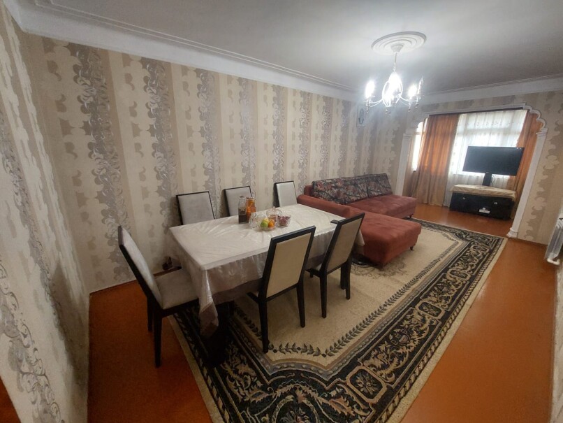 Satılır köhnə tikili 3 otaqlı 70 m²,  Neftçilər m.-1