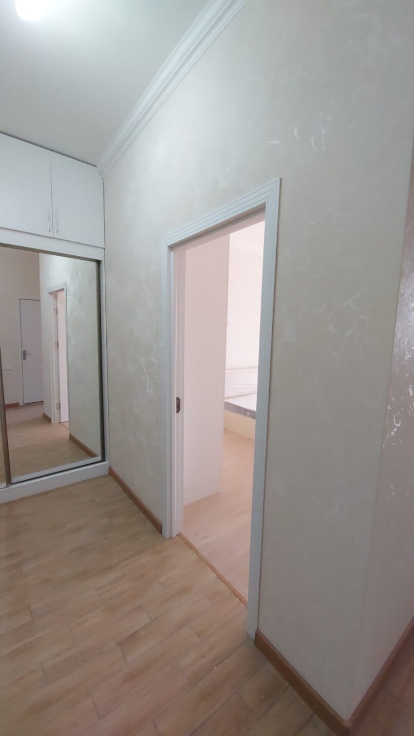 İcarə yeni tikili 2 otaqlı 68 m²,  Bakıxanov-1