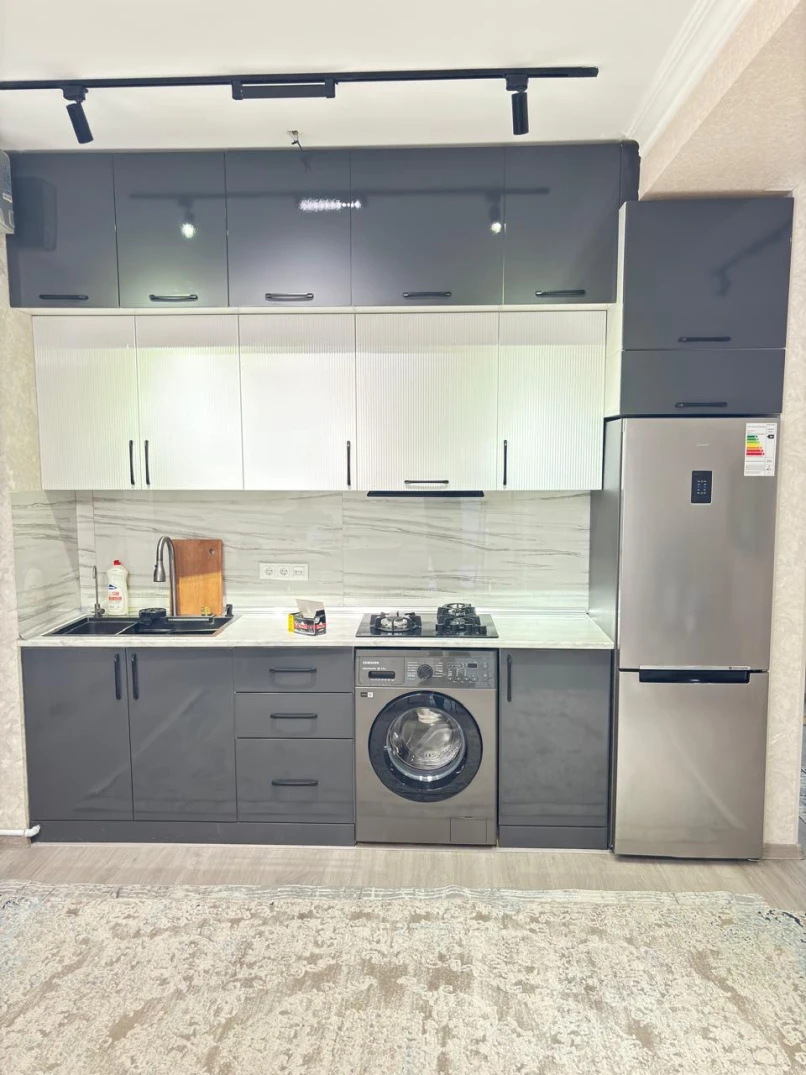 İcarə yeni tikili 3 otaqlı 80 m²,  Yasamal-1